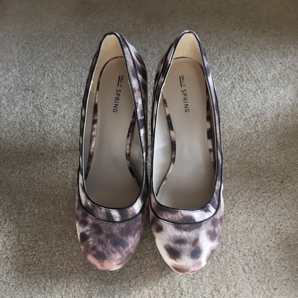 Leopard golden heel pumps from Call It Spring
